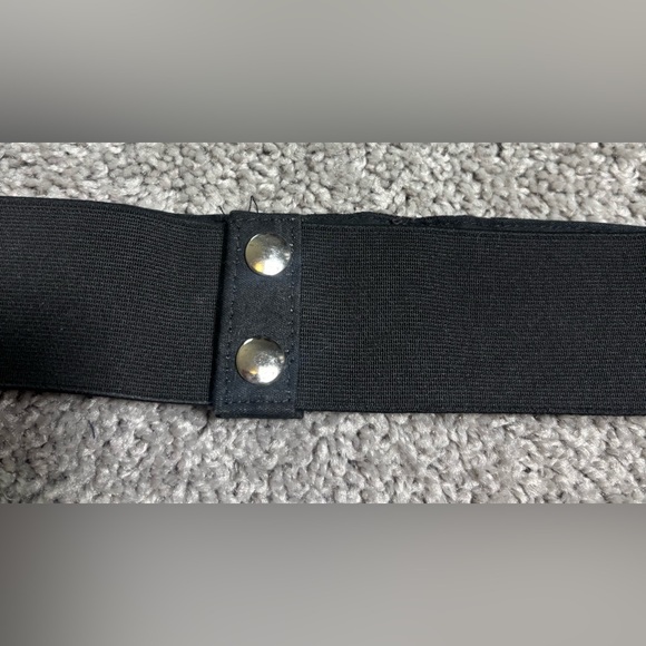 Kimchi Blue Embellished Black Stretch Belt | Anthropologie | Size M | NWOT - Picture 3 of 4